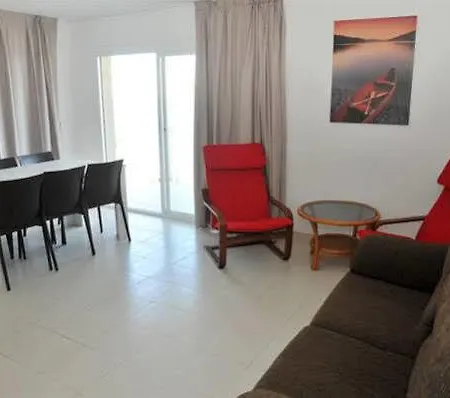 Apartament Gibert *